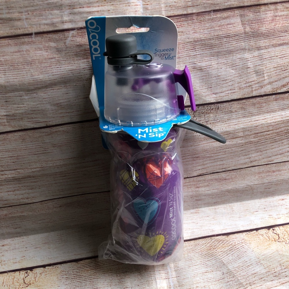Mist 'N Sip Misting Water Bottle 2-in-1 Mist & Sip With No Leak Pull  Top Spout
